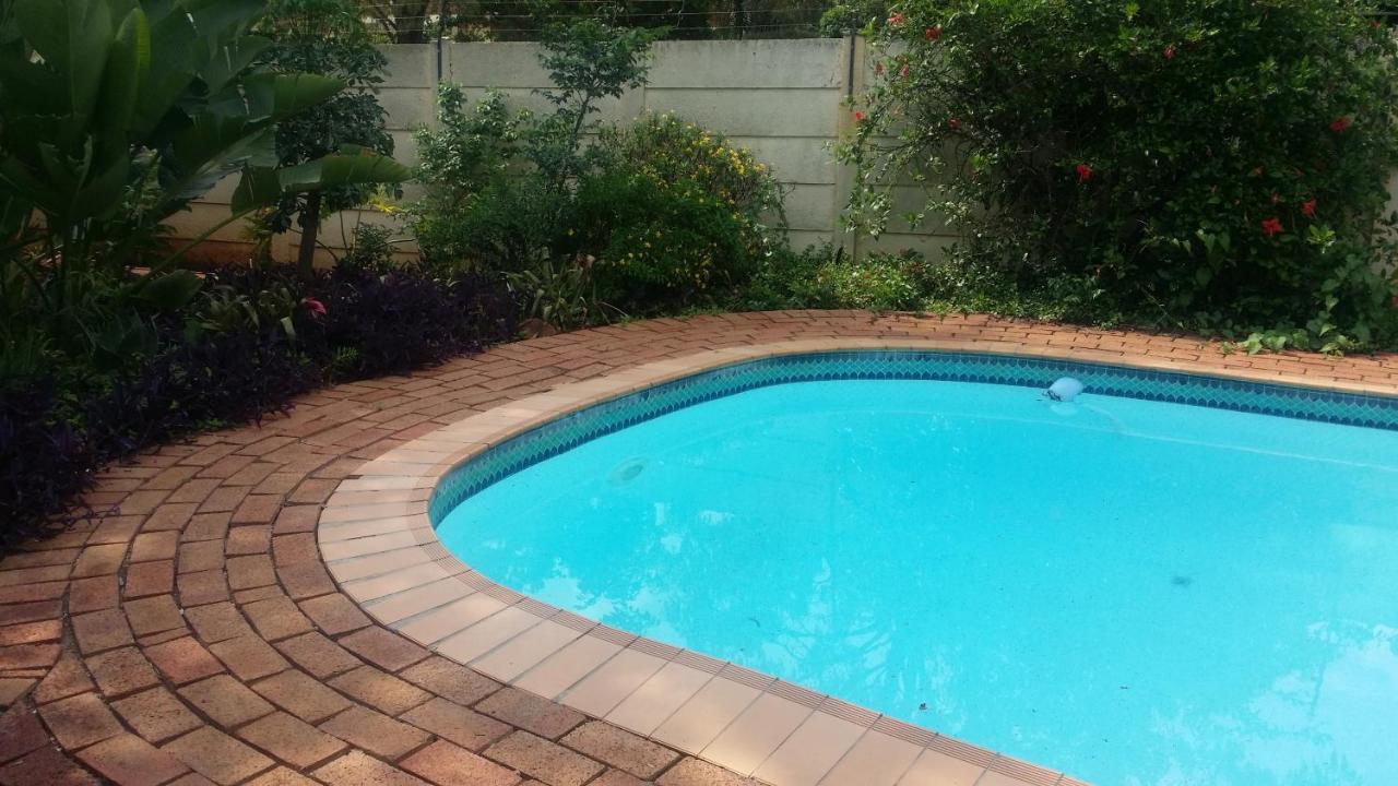 Chariots Guest House Polokwane Esterno foto