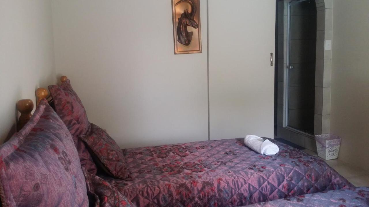 Chariots Guest House Polokwane Esterno foto